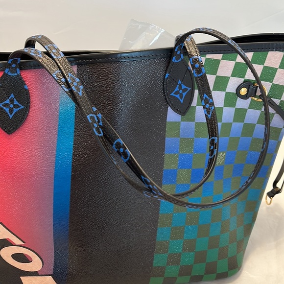 Louis Vuitton Race Neverfull MM - Picture 8 of 14